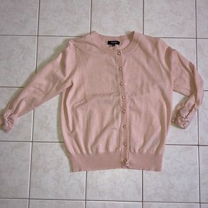 Pink cardigan with cute buttons